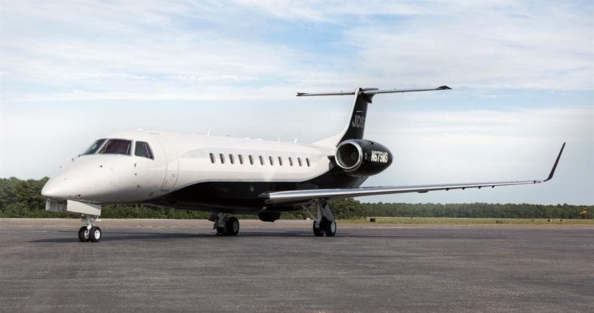 N135SC-exterior