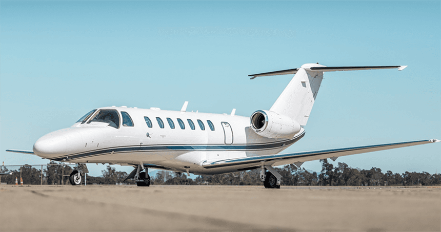 N525CR-exterior