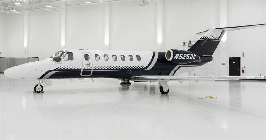 N525DG-exterior