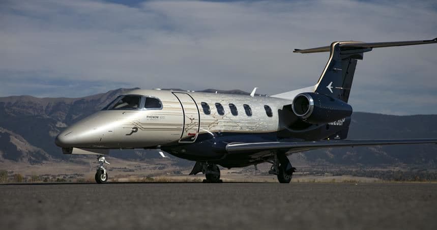 N881RE-exterior