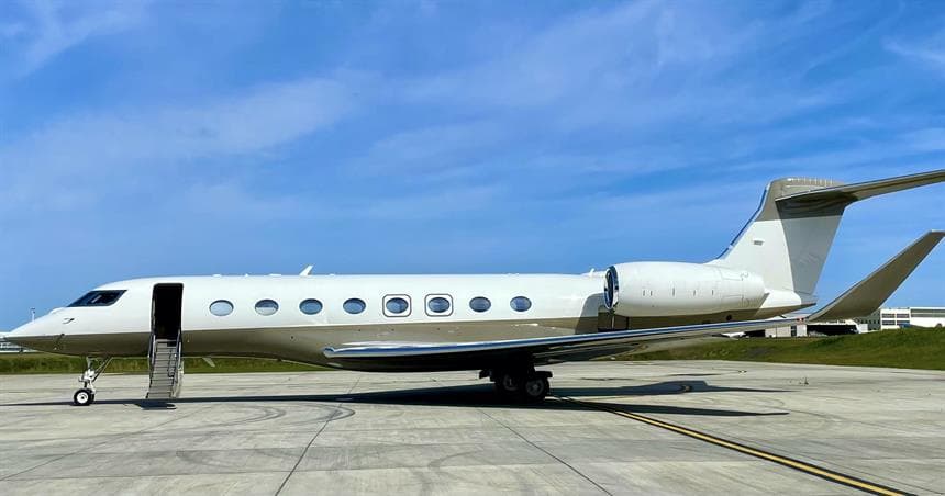 VH-SGA-exterior