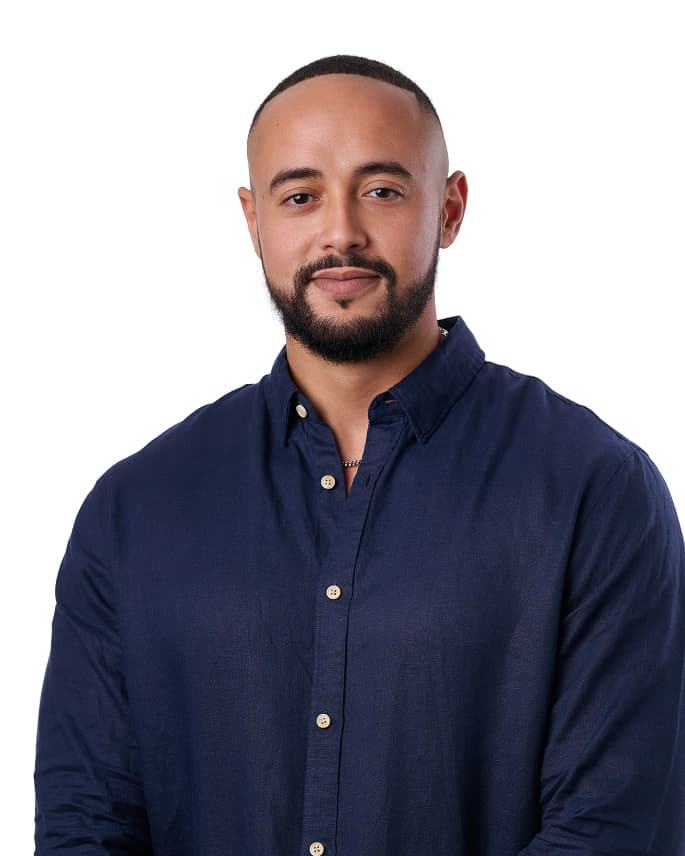 Omar Abouomar headshot