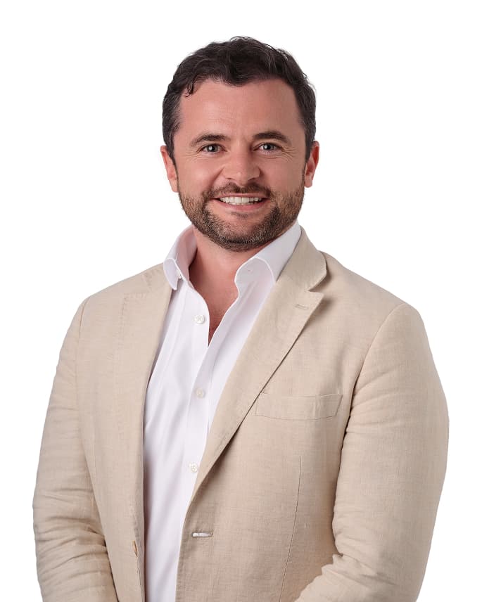 Tom Hill headshot