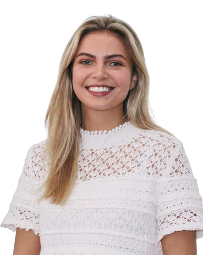 Olivia Carlin headshot