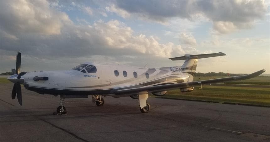 N821CT-exterior